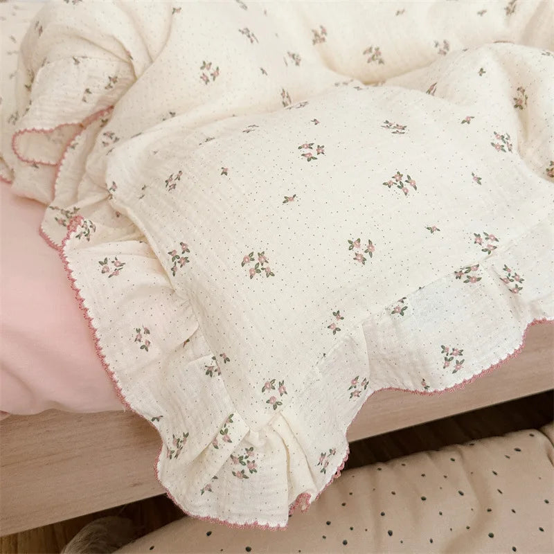 Luxurious Cotton Muslin Ruffle Duvet Cover Set – Soft & Breathable Kids' Bedding