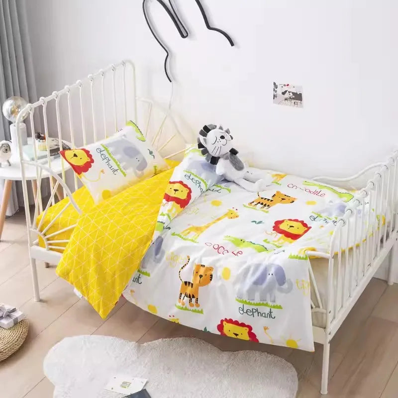 3PCS Crib Bedding Set – Cartoon Animal Baby Crib Linen Kit (Without Filler)