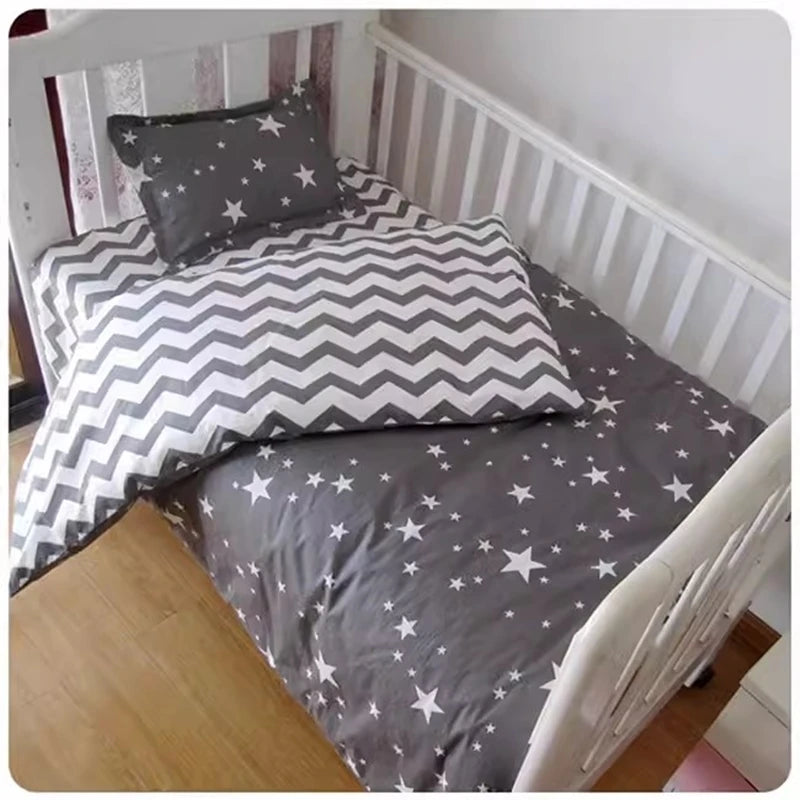 3PCS Crib Bedding Set – Cartoon Animal Baby Crib Linen Kit (Without Filler)